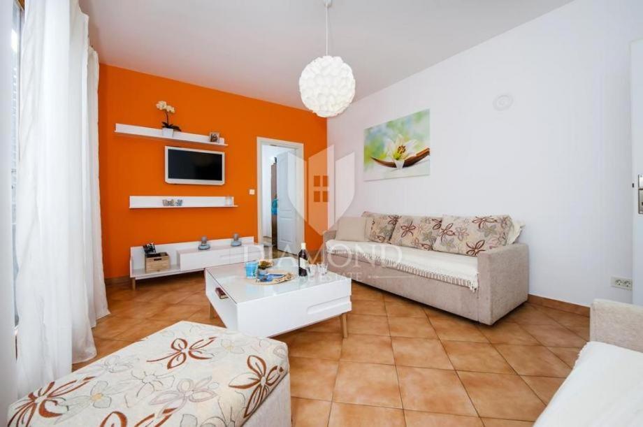 Ferienwohnung Santa Eufemia Rovinj 10Min Walk To City & Free Garage Parking Exterior foto